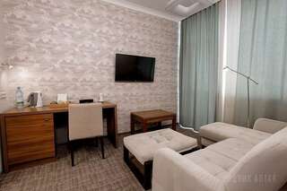 Гостиница Родник Алтая Белокуриха Люкс, Корпус: «Родник» (6 этаж)-1