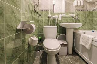 Гостиница Родник Алтая Белокуриха Семейный 1-комнатный (дабл/твин), Корпус: «Родник»-6