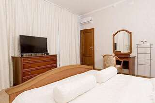 Гостиница Родник Алтая Белокуриха Апартамент 3-комнатный, Корпус: «Здравница»-14