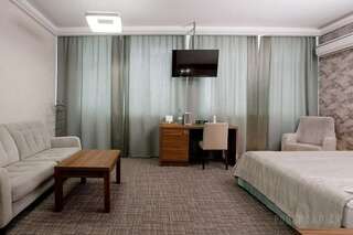 Гостиница Родник Алтая Белокуриха Джуниор Премиум (вид на лес), Корпус: «Родник»-4