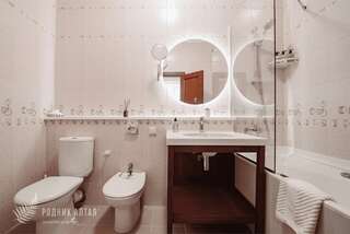 Гостиница Родник Алтая Белокуриха Люкс Семейный, Корпус: «Родник»-7